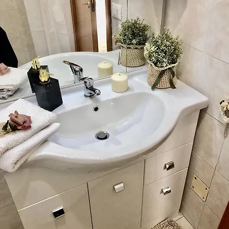 Casa Marinella Holiday home *
